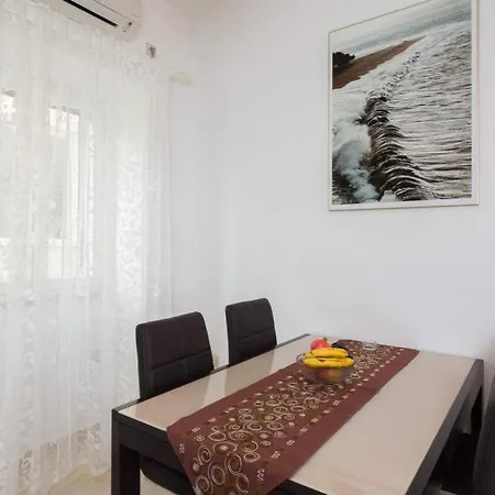 Riva Mare With Sea View In The Center