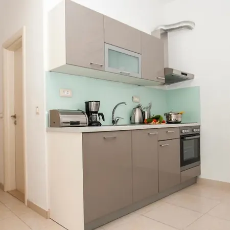 Riva Mare With Sea View In The Center