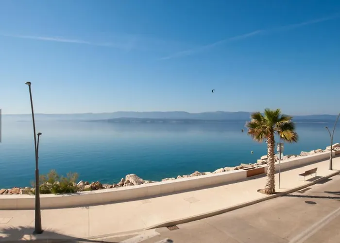Riva Mare With Sea View In The Center *